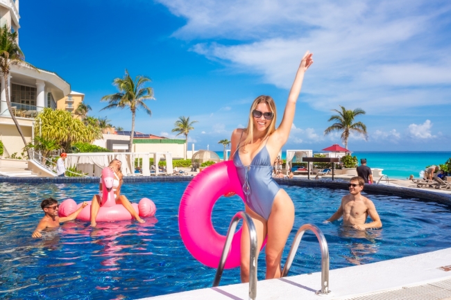 Cancun, Mexico🏖️  Exp. Sandos Canc�n 5★🏖️☀️super precio🏝️🌊_