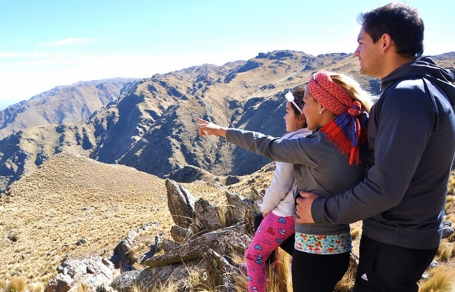 Merlo, Sierras Y Sol,  Argentina en Bus  🚌📸🌟
